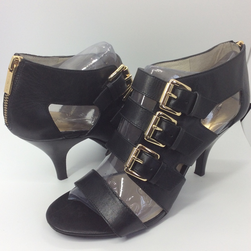 Michael Kory Black strapping sanded size  8.5